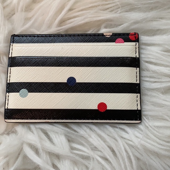 SOLD| Kate Spade Slim Cardholder - Picture 2 of 3